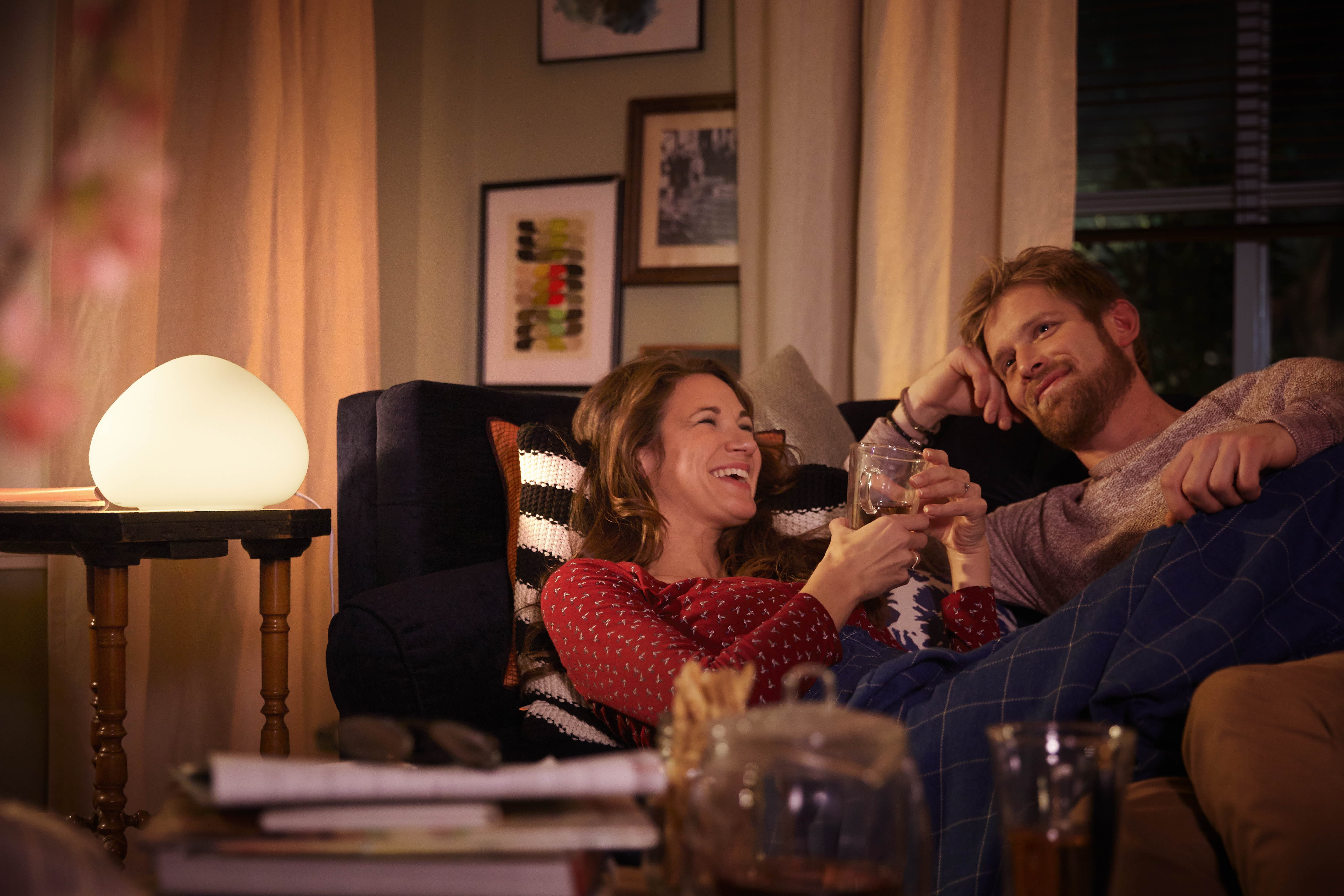 Philips Hue Wellner Bordslampa White Ambience - Philips Hue | Bellalite
