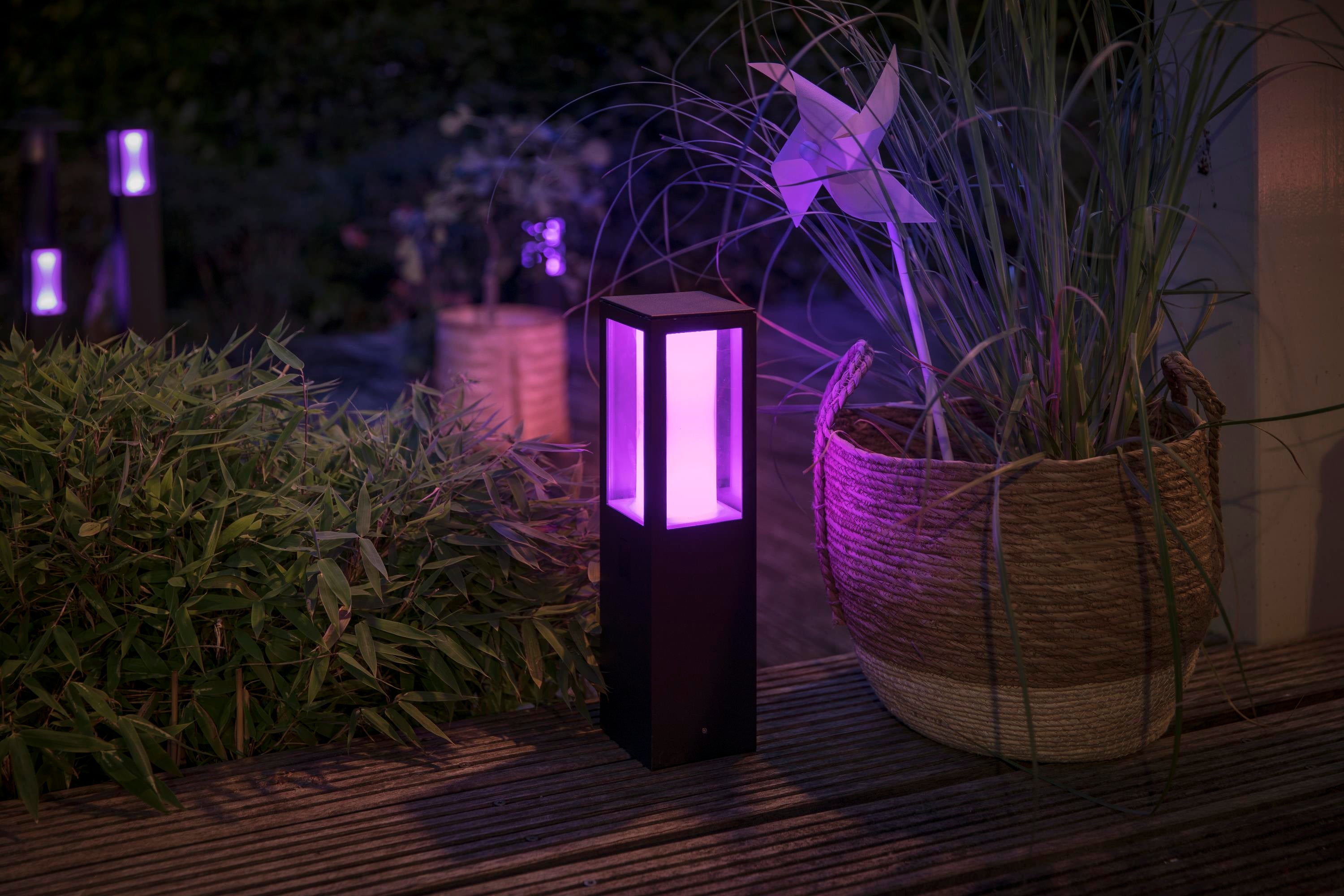 Philips Hue Impress Pollare White & Color Extend - Philips Hue | Bellalite