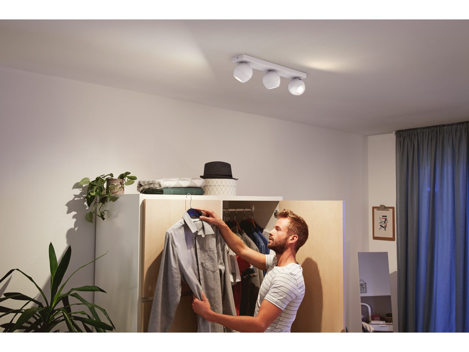 Philips Hue Buckram Trio White Ambience + Switch - Philips Hue | Bellalite