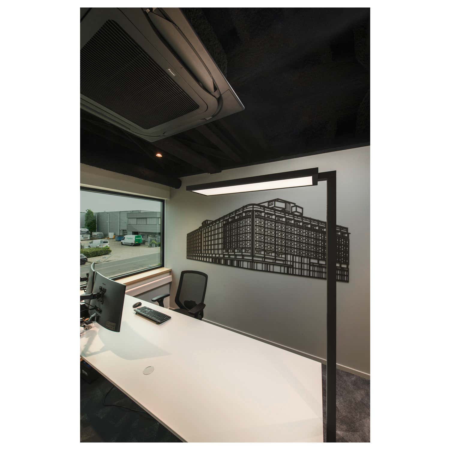 WORKLIGHT PRO, free-standing lamp, 100W, 4000K, Touch, Svart - SLV | Bellalite WORKLIGHT PRO, free-standing lamp, 100W, 4000K, Touch, Svart - SLV | Bellalite