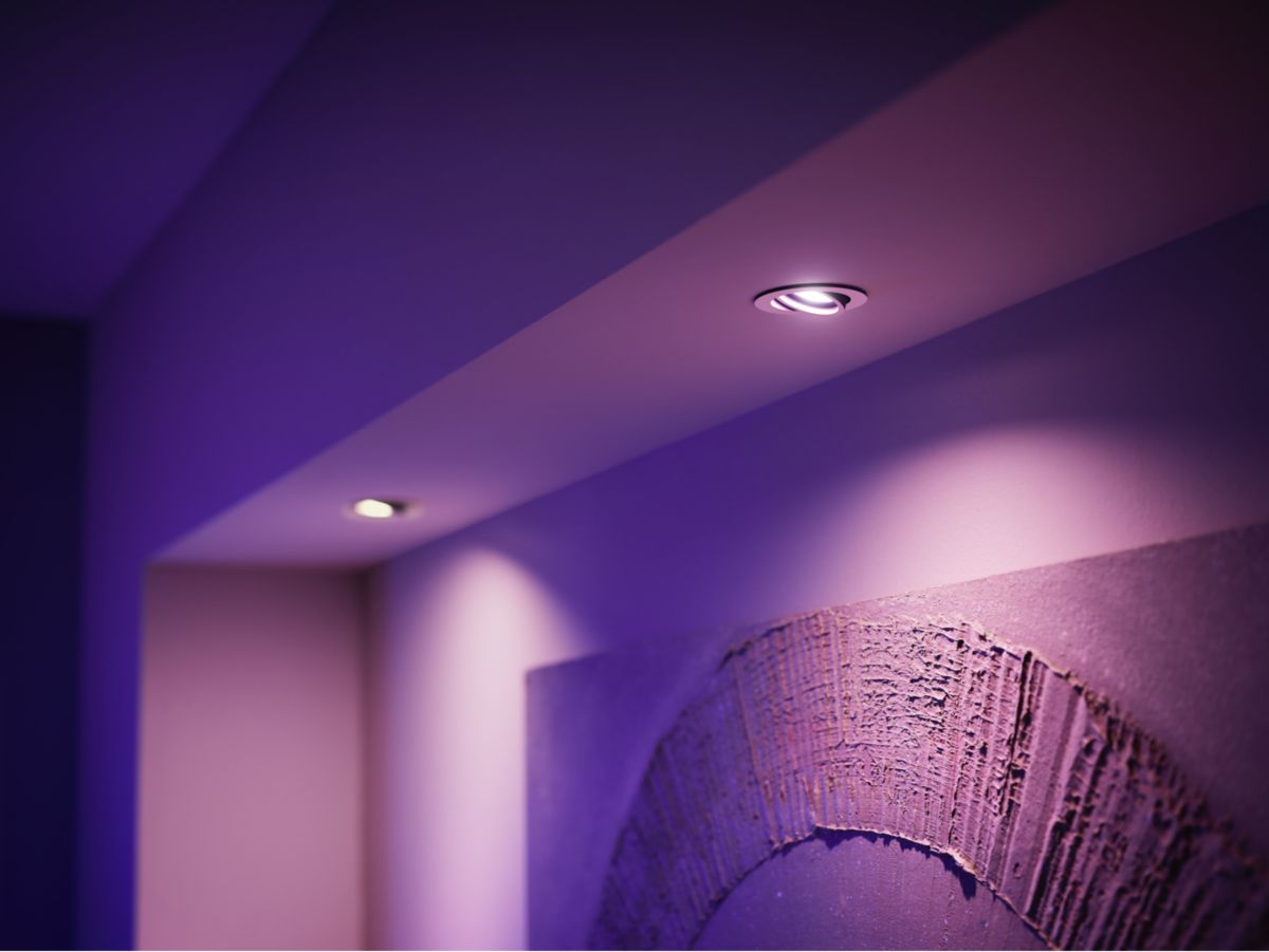 Philips Hue Startpaket 3x 6W White & Color GU10 1x Bridge + 1x Dimmer Switch - Philips Hue | Bellalite