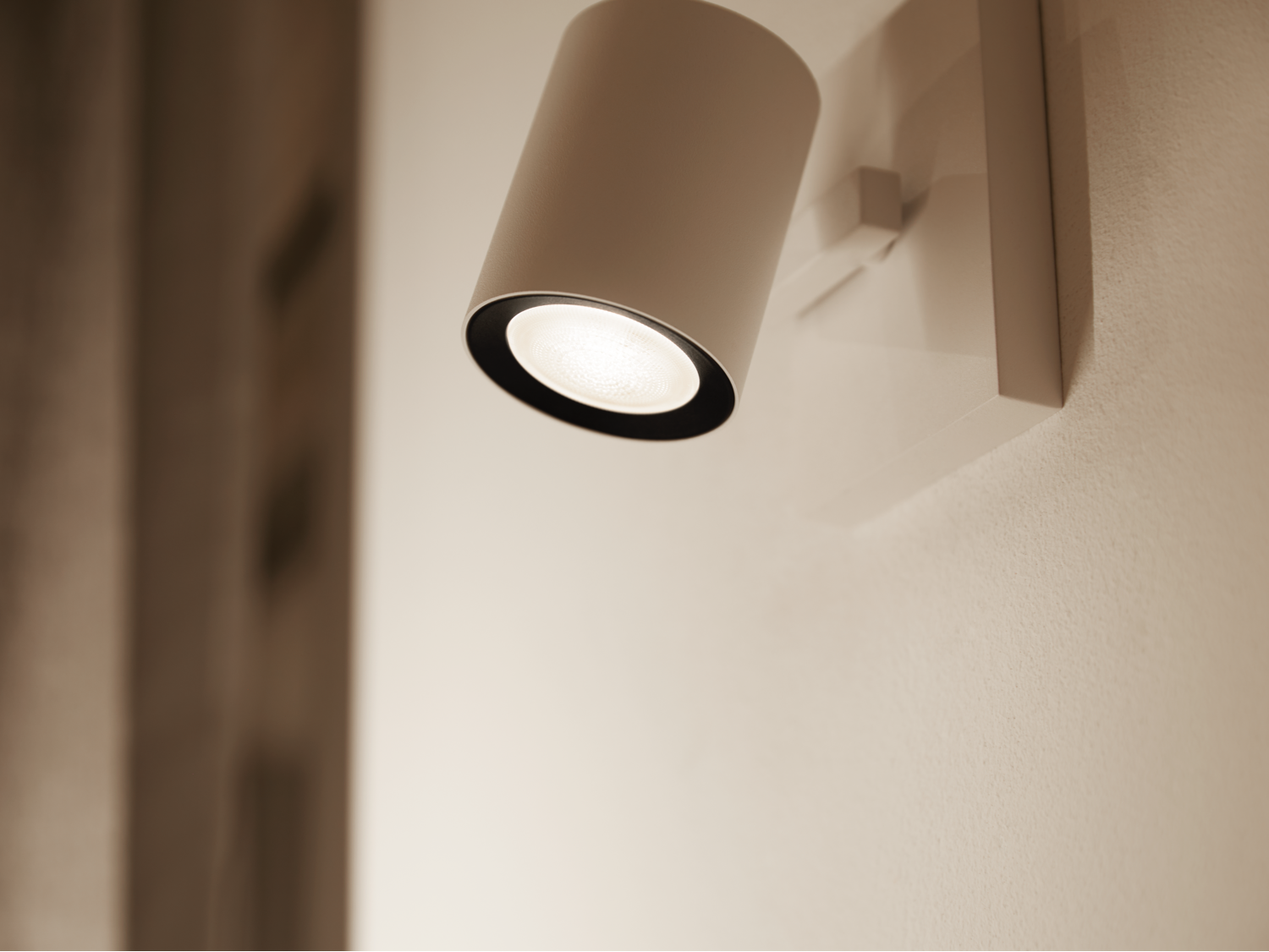 Philips Hue White GU10 6W 2700K - Philips Hue | Bellalite