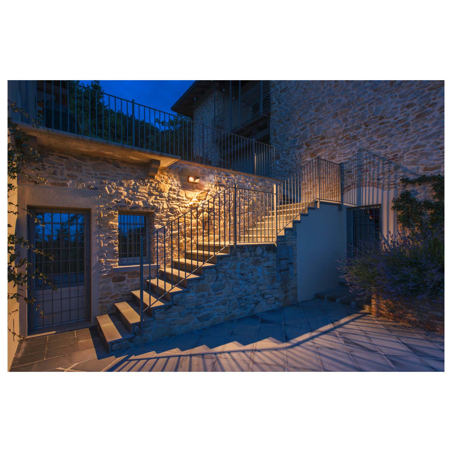 LID I, wall-mounted light, 2700/3000K, 29W, PHASE, 100°, Antracit - SLV | Bellalite LID I, wall-mounted light, 2700/3000K, 29W, PHASE, 100°, Antracit - SLV | Bellalite