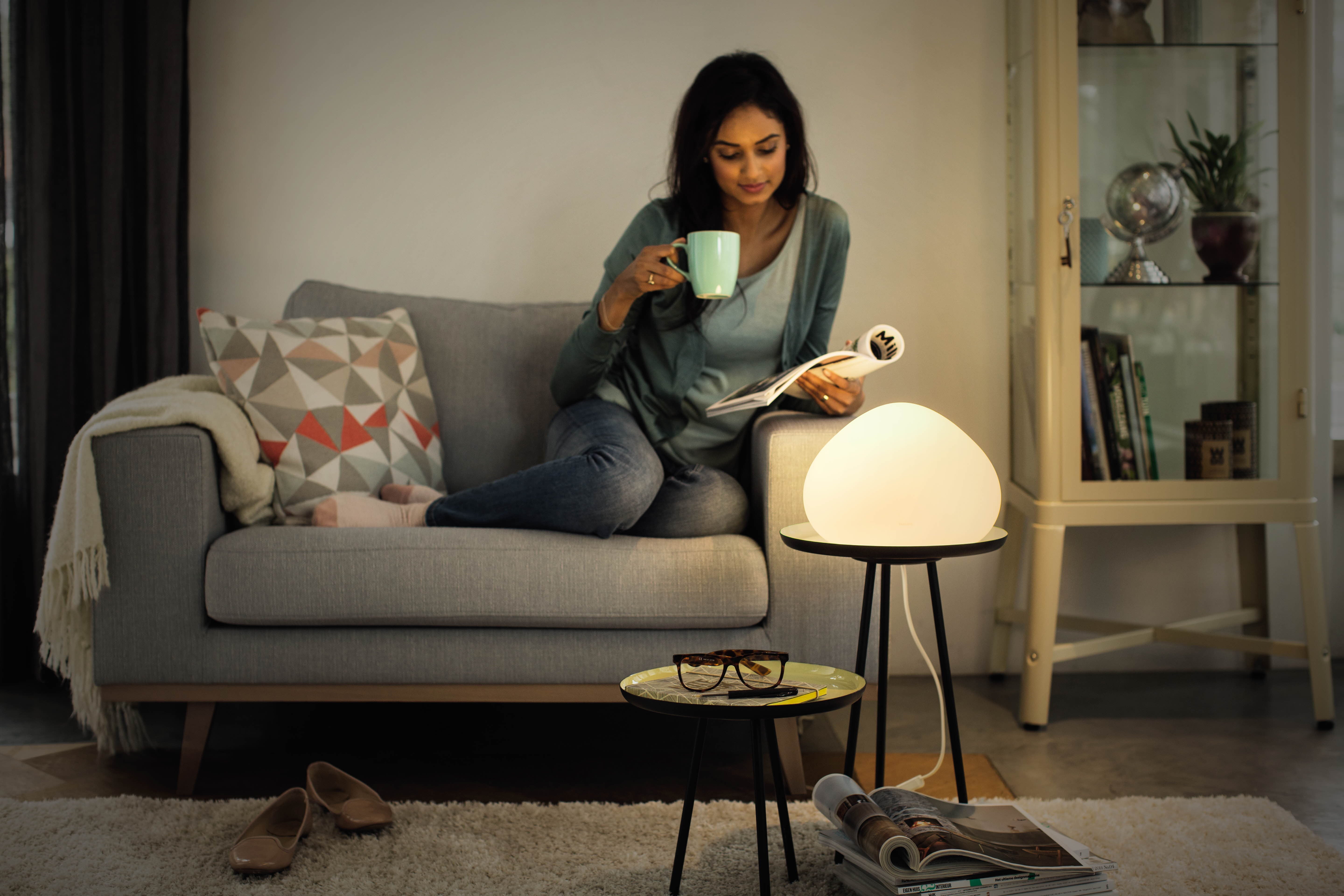 Philips Hue Wellner Bordslampa White Ambience - Philips Hue | Bellalite