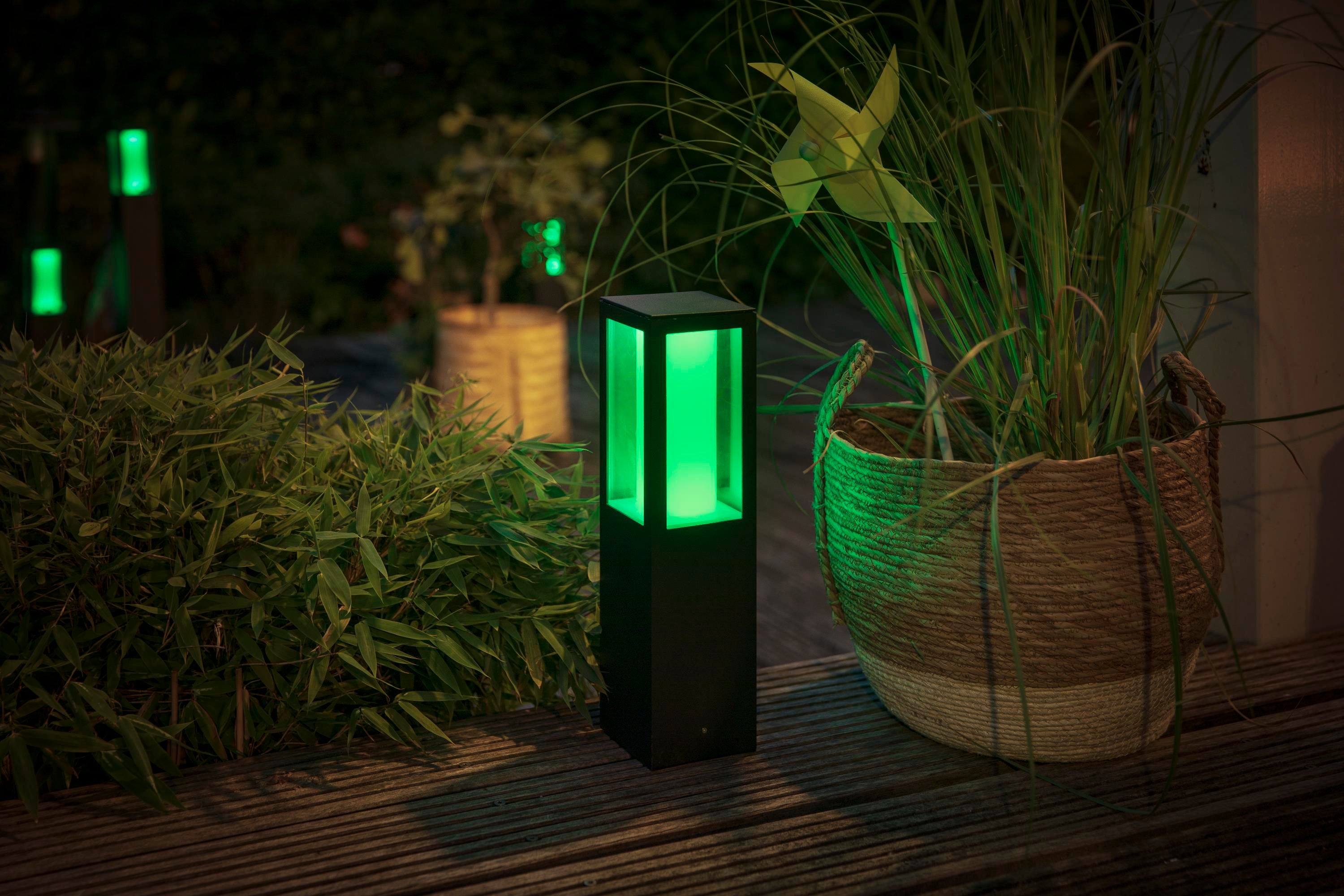 Philips Hue Impress Pollare White & Color Extend - Philips Hue | Bellalite