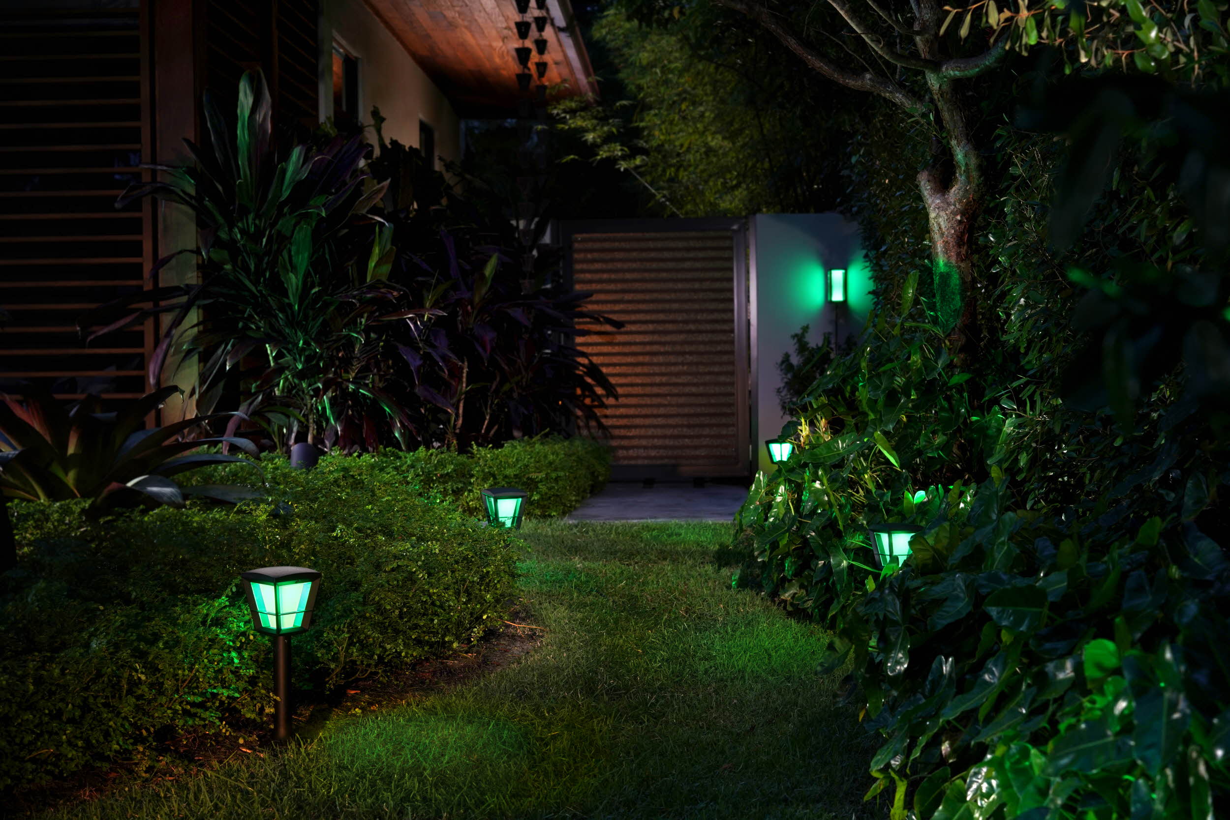 Philips Hue Impress Vägg White & Color - Philips Hue | Bellalite