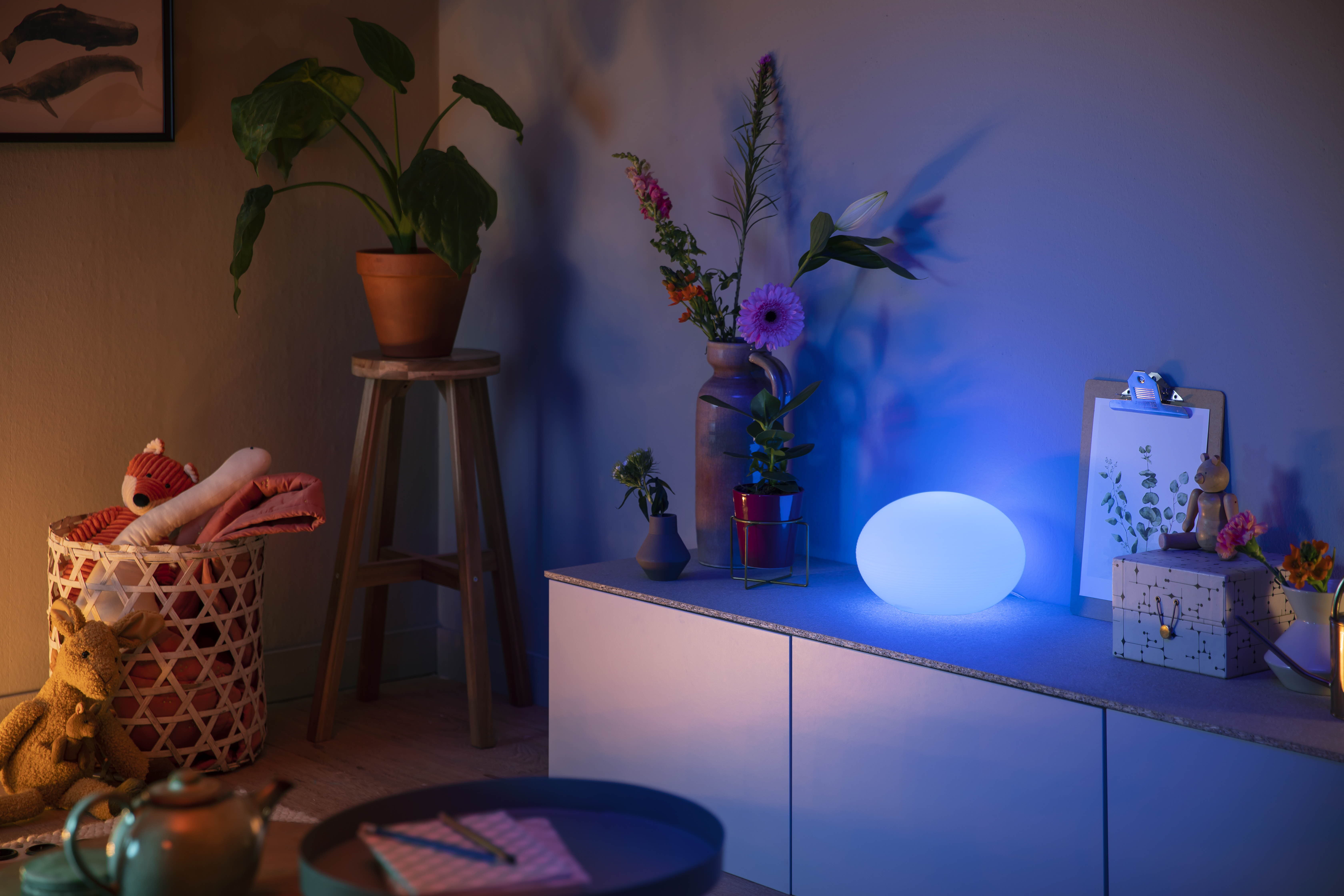 Philips Hue Flourish Bordslampa White & Color - Philips Hue | Bellalite