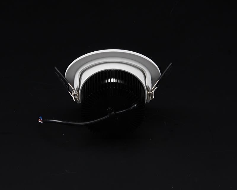 Downlight COB 94 RGBW 60° Vit - Deko-Light | Bellalite Downlight COB 94 RGBW 60° Vit - Deko-Light | Bellalite