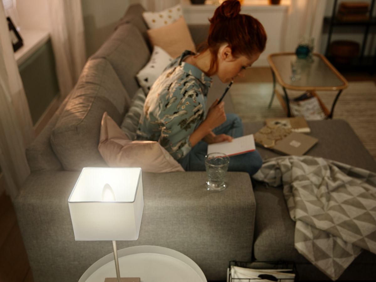 Philips Hue Kron White E14 2-pack 5,5W 2700K - Philips Hue | Bellalite
