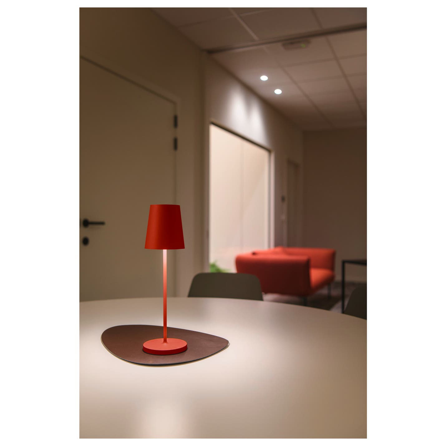 VINOLINA TWO, table lamp, battery-poweRöd, IP65, 2200/2700/3000K, TOUCH, Röd - SLV | Bellalite VINOLINA TWO, table lamp, battery-poweRöd, IP65, 2200/2700/3000K, TOUCH, Röd - SLV | Bellalite
