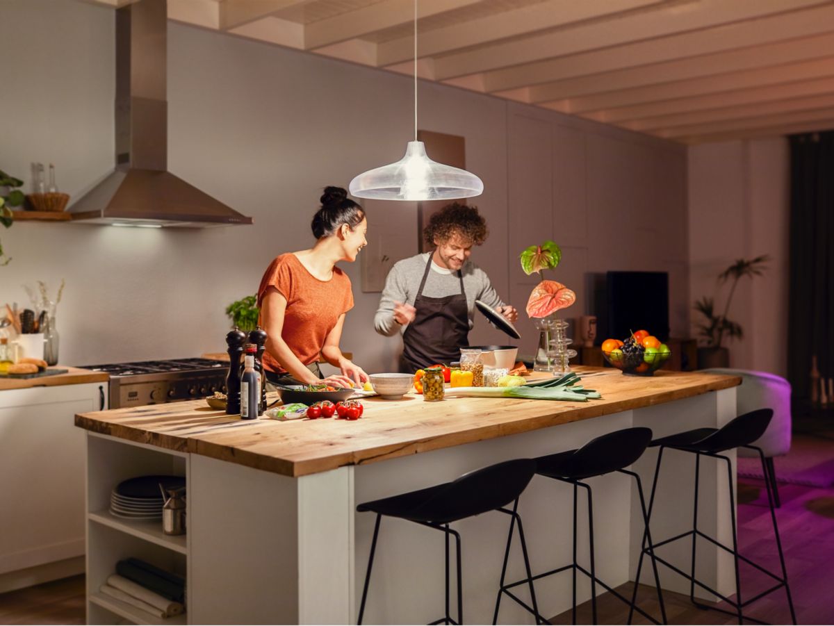 Philips Hue White E27 15,5W 2700K - Philips Hue | Bellalite