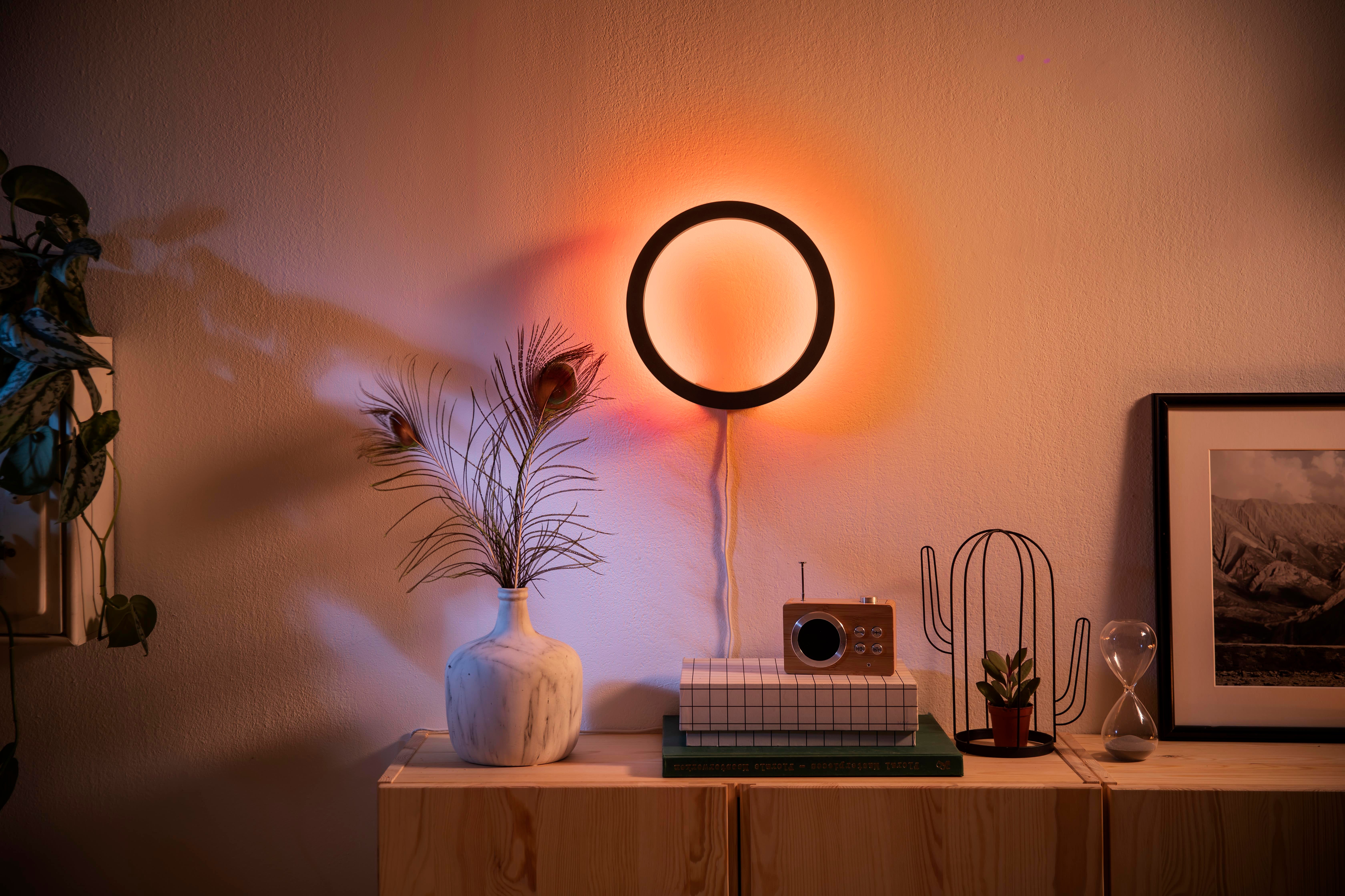 Philips Hue Sana Vägg White & Color - Philips Hue | Bellalite