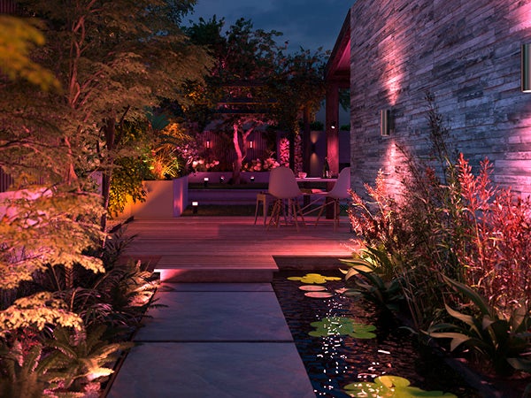Philips Hue Amarant Floodlight White & Color - Philips Hue | Bellalite